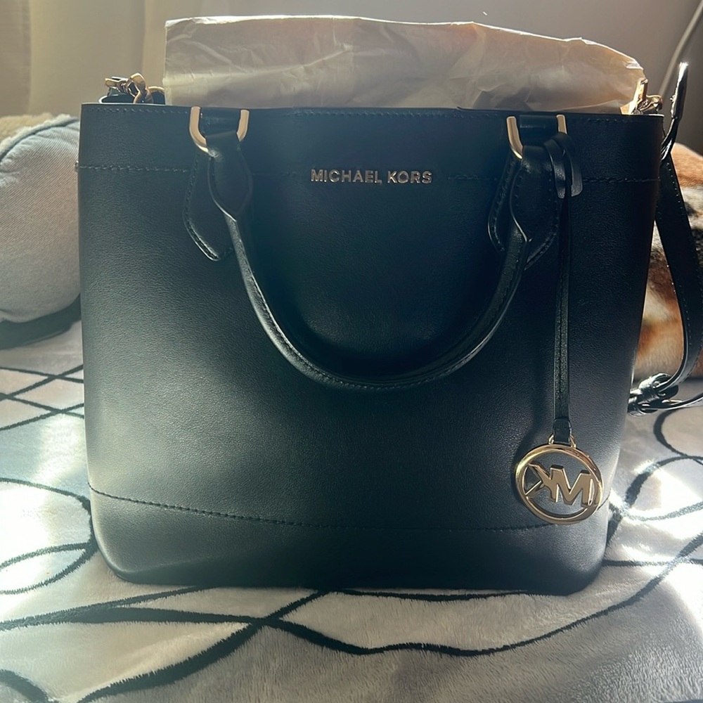 Micheal Kos Big bucket bag